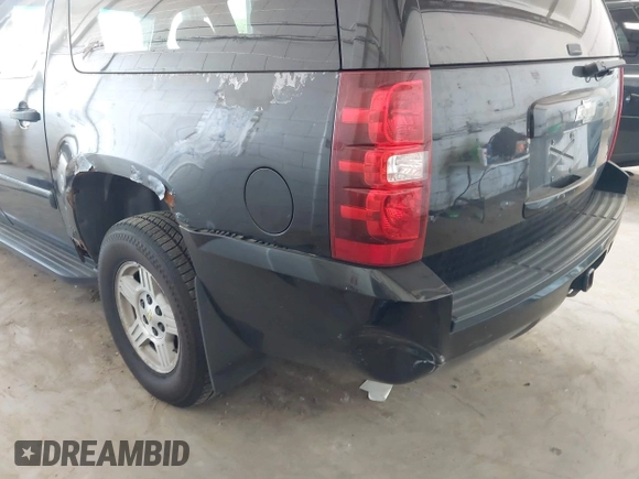 2007 Chevrolet Suburban LT с VIN 3GNFK16317G103663, выставлен на аукционе IAAI как лот 42632338 с пробегом 145 717 миль миль и . История ставок и продаж доступна на DreamBid. Изображение 6.