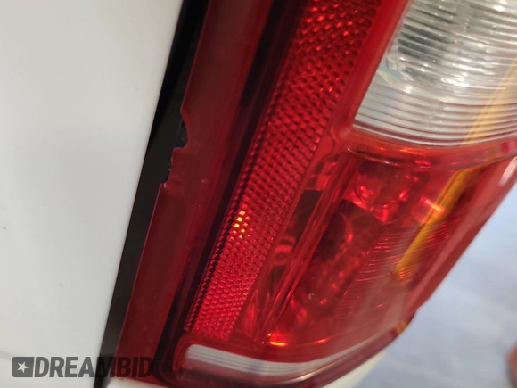 2019 Ford F-150 XL with VIN 1FTFX1E50KKC72068, listed as a IAAI auction lot 42828005 with 124,273 mi miles and . Bid and sale history available at DreamBid. Image 1.
