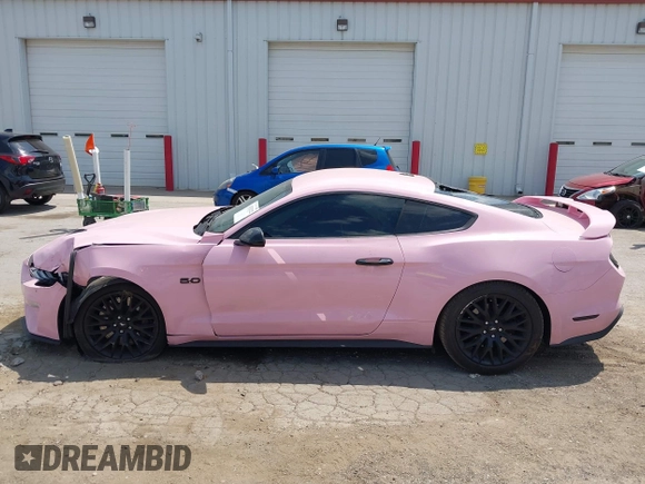 2020 Ford Mustang GT z VIN 1FA6P8CF5L5167150, wystawiony jako IAAI lot #42532222 z przebiegiem 72 292 mil mil oraz . Historia ofert i sprzedaży dostępna na DreamBid. Obrazek 14.