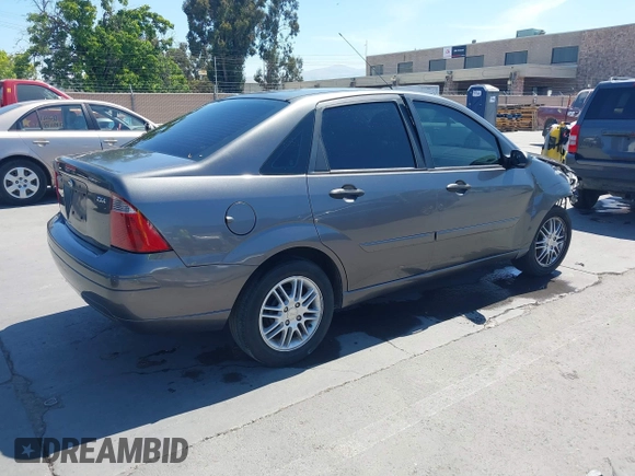 2006 Ford Focus S with VIN 1FAFP34N36W146594, listed as a IAAI auction lot 42233385 with 129,741 mi miles and . Bid and sale history available at carsss.com. Image 4.