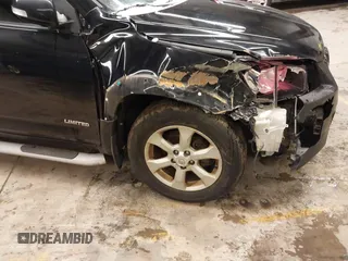 2011 Toyota RAV4 Limited с VIN 2T3DF4DVXBW157644, выставлен на аукционе IAAI как лот 41551307 с пробегом 117 987 миль миль и . История ставок и продаж доступна на DreamBid. Изображение 17.