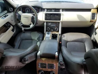 2020 Land Rover Range Rover HSE z VIN SALGS2RU4LA567748, wystawiony jako Copart lot #56353605 z przebiegiem 54 595 mil mil oraz Szkoda całkowita • Salvage title. Historia ofert i sprzedaży dostępna na DreamBid. Obrazek 8.