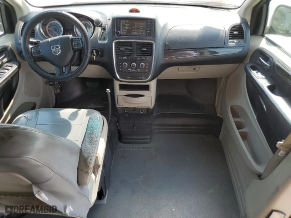 2017 Dodge Grand Caravan SE Plus with VIN 2C4RDGBG7HR776514, listed as a Copart auction lot 75352874 with 331,432 mi miles and Clean Title. Bid and sale history available at carsss.com. Image 8.