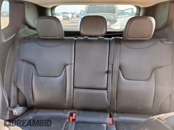 2018 Jeep Renegade Limited z VIN ZACCJADB1JPH47503, wystawiony jako Copart lot #60557265 z przebiegiem 91 226 mil mil oraz Czysty tytuł • Clean title. Historia ofert i sprzedaży dostępna na DreamBid. Obrazek 10.