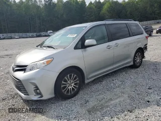 2019 Toyota Sienna XLE Auto Access Seat с VIN 5TDYZ3DC5KS019707, выставлен на аукционе Copart как лот 54590695 с пробегом 114 754 миль миль и Списание • Salvage title. История ставок и продаж доступна на DreamBid. Изображение 1.