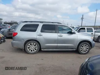 2008 Toyota Sequoia Platinum with VIN 5TDBY67A98S017696, listed as a IAAI auction lot 41499083 with 274,117 mi miles. Bid and sale history available at carsss.com. Image 13.