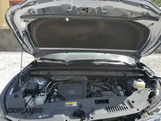 2024 Toyota Highlander LE z VIN 5TDKDRAHXRS529455, wystawiony jako Copart lot #54814165 z przebiegiem 15 653 mil mil oraz Szkoda całkowita • Salvage title. Historia ofert i sprzedaży dostępna na DreamBid. Obrazek 12.