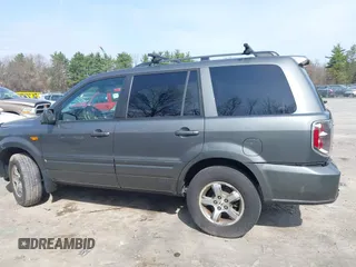 2008 Honda Pilot EX-L with VIN 5FNYF18528B053304, listed as a IAAI auction lot 42083113 with 131,867 mi miles. Bid and sale history available at carsss.com. Image 13.