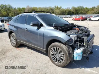 2023 Toyota Venza LE with VIN JTEAAAAH9PJ133433, listed as a Copart auction lot 72087774 with 17,051 mi miles and Salvage Title. Bid and sale history available at carsss.com. Image 4.
