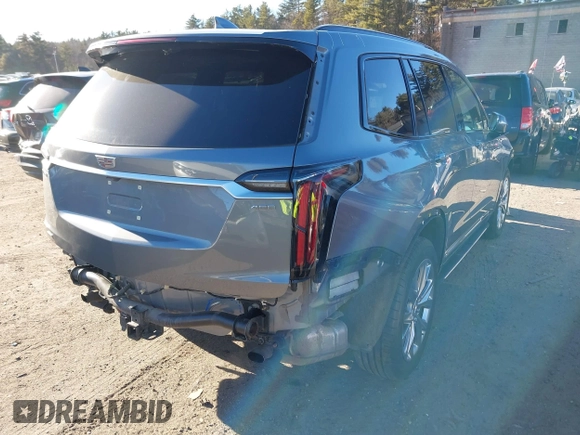 2020 Cadillac XT6 AWD Sport z VIN 1GYKPGRS8LZ150613, wystawiony jako IAAI lot #41275209 z przebiegiem 33 651 mil mil oraz . Historia ofert i sprzedaży dostępna na DreamBid. Obrazek 4.