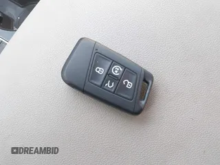 2019 Volkswagen Atlas SEL z VIN 1V2MR2CA8KC569640, wystawiony jako IAAI lot #42083995 z przebiegiem 127 104 mil mil oraz . Historia ofert i sprzedaży dostępna na DreamBid. Obrazek 11.