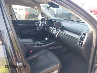 2022 Kia Sorento S with VIN 5XYRL4LC6NG118017, listed as a IAAI auction lot 42042953 with 36,978 mi miles and . Bid and sale history available at DreamBid. Image 5.