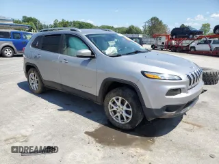 2016 Jeep Cherokee Latitude с VIN 1C4PJMCS4GW252227, выставлен на аукционе Copart как лот 62210565 с пробегом Не указан миль и Списание • Salvage title. История ставок и продаж доступна на DreamBid. Изображение 4.