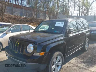 2012 Jeep Patriot Latitude with VIN 1C4NJRFB4CD686038, listed as a IAAI auction lot 42142199 with 116,416 mi miles and . Bid and sale history available at carsss.com. Image 17.