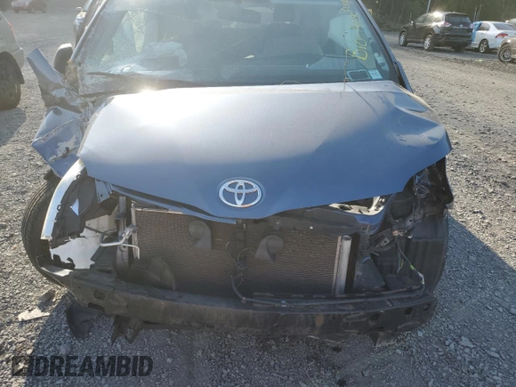 2017 Toyota Sienna LE with VIN 5TDJZ3DC9HS148575, listed as a Copart auction lot 53228805 with Not provided miles and Salvage title. Bid and sale history available at DreamBid. Image 12.