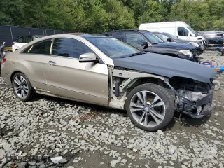 2017 Mercedes-Benz E-Class E 400 with VIN WDDKJ6HB1HF356695, listed as a Copart auction lot 68324134 with 60,469 mi miles and Salvage Title. Bid and sale history available at carsss.com. Image 4.