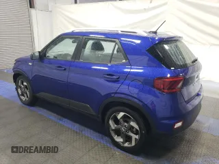 2024 Hyundai Venue SEL z VIN KMHRC8A38RU324692, wystawiony jako Copart lot #54395115 z przebiegiem 12 017 mil mil oraz Czysty tytuł • Clean title. Historia ofert i sprzedaży dostępna na DreamBid. Obrazek 2.