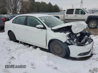 2014 Volkswagen Jetta with VIN 3VWWL7AJ8EM264246, listed as a Copart auction lot 84331484 with 130,691 mi miles and Salvage title. Bid and sale history available at DreamBid. Image 4.