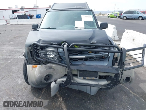 2003 Nissan Xterra XE with VIN 5N1ED28T03C689640, listed as a IAAI auction lot 41993950 with 170,645 mi miles. Bid and sale history available at carsss.com. Image 6.