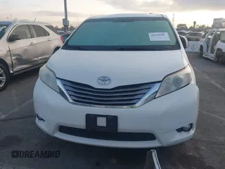 2015 Toyota Sienna Ltd with VIN 5TDDK3DC8FS100841, listed as a IAAI auction lot 41539557 with 219,816 mi miles. Bid and sale history available at carsss.com. Image 12.
