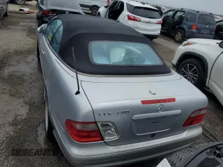 2001 Mercedes-Benz CLK 320/430 with VIN WDBLK70G31T073827, listed as a Copart auction lot 75085564 with Not Provided miles and Non Repairable. Bid and sale history available at DreamBid. Image 6.