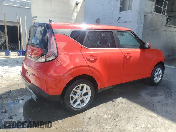 2025 Kia Soul LX with VIN KNDJ23AU6S7243002, listed as a Copart auction lot 53317205 with 16,215 mi miles and Clean Title. Bid and sale history available at carsss.com. Image 3.