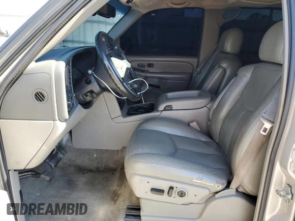 2006 GMC Yukon SLT with VIN 1GKEK13T96J110533, listed as a Copart auction lot 77797364 with 209,339 mi miles and Salvage Title. Bid and sale history available at carsss.com. Image 7.