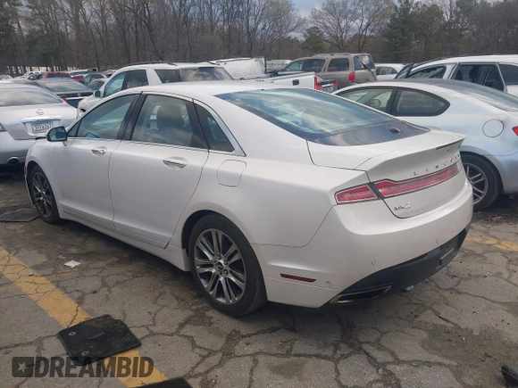 2013 Lincoln MKZ with VIN 3LN6L2G90DR813826, listed as a IAAI auction lot 41833991 with 98,776 mi miles and . Bid and sale history available at DreamBid. Image 3.