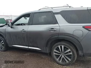 2023 Nissan Pathfinder Platinum с VIN 5N1DR3DJ4PC223917, выставлен на аукционе IAAI как лот 41435859 с пробегом 40 019 миль миль и . История ставок и продаж доступна на DreamBid. Изображение 14.