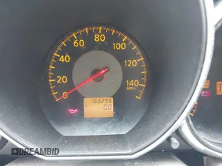 2005 Nissan Altima 2.5 z VIN 1N4AL11E05C141724, wystawiony jako IAAI lot #42482284 z przebiegiem 166 296 mil mil oraz . Historia ofert i sprzedaży dostępna na DreamBid. Obrazek 7.
