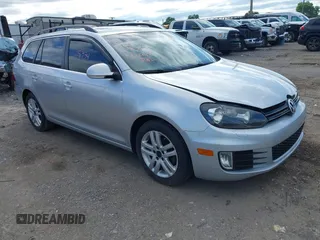 2011 Volkswagen Jetta SE с VIN 3VWPZ7AJ6BM721649, выставлен на аукционе IAAI как лот 42288334 с пробегом 125 782 миль миль и . История ставок и продаж доступна на DreamBid. Изображение 1.