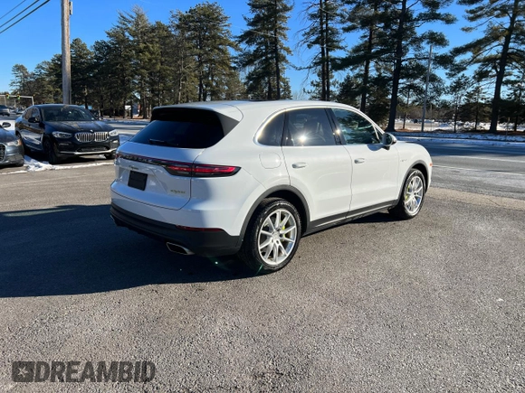 2019 Porsche Cayenne E-Hybrid with VIN WP1AE2AY1KDA51961, listed as a Copart auction lot 43854295 with 109,233 mi miles and Clean title. Bid and sale history available at DreamBid. Image 3.