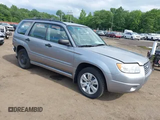 2008 Subaru Forester X z VIN JF1SG63678H724164, wystawiony jako IAAI lot #42537243 z przebiegiem 70 680 mil mil oraz . Historia ofert i sprzedaży dostępna na DreamBid. Obrazek 1.