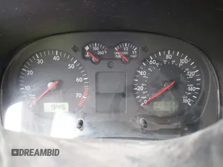 2001 Volkswagen GTI z VIN 9BWPG61J114074404, wystawiony jako IAAI lot #41903229 z przebiegiem 203 663 mil mil oraz . Historia ofert i sprzedaży dostępna na DreamBid. Obrazek 7.