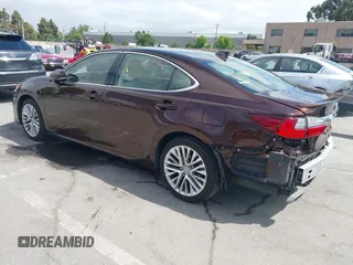 2016 Lexus ES 330 z VIN JTHBK1GG4G2215096, wystawiony jako IAAI lot #42369079 z przebiegiem 84 032 mil mil oraz . Historia ofert i sprzedaży dostępna na DreamBid. Obrazek 3.