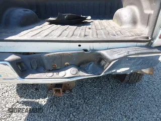 2005 Dodge 2500 SLT z VIN 3D7KS28CX5G853026, wystawiony jako IAAI lot #42408623 z przebiegiem 241 223 mil mil oraz . Historia ofert i sprzedaży dostępna na DreamBid. Obrazek 19.