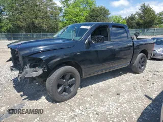 2015 Ram 1500 Express z VIN 1C6RR7KT7FS576802, wystawiony jako Copart lot #57624605 z przebiegiem Nie podano mil oraz Szkoda całkowita • Salvage title. Historia ofert i sprzedaży dostępna na DreamBid. Obrazek 1.