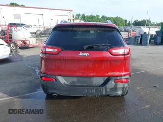 2015 Jeep Cherokee Sport z VIN 1C4PJLAB7FW637356, wystawiony jako IAAI lot #42160364 z przebiegiem 180 310 mil mil oraz . Historia ofert i sprzedaży dostępna na DreamBid. Obrazek 16.