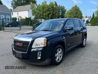 2015 GMC Terrain SLE z VIN 2GKFLVEK6F6144259, wystawiony jako Copart lot #61505395 z przebiegiem 169 995 mil mil oraz Czysty tytuł • Clean title. Historia ofert i sprzedaży dostępna na DreamBid. Obrazek 2.