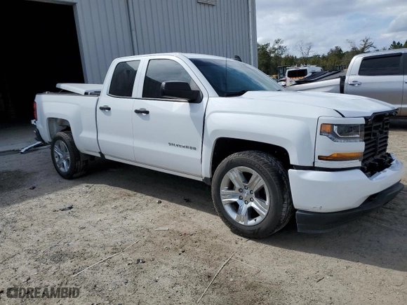 2018 Chevrolet Silverado 1500 Custom with VIN 1GCRCPEC2JZ315597, listed as a Copart auction lot 46287625 with 0 mi miles and Salvage Title. Bid and sale history available at carsss.com. Image 4.
