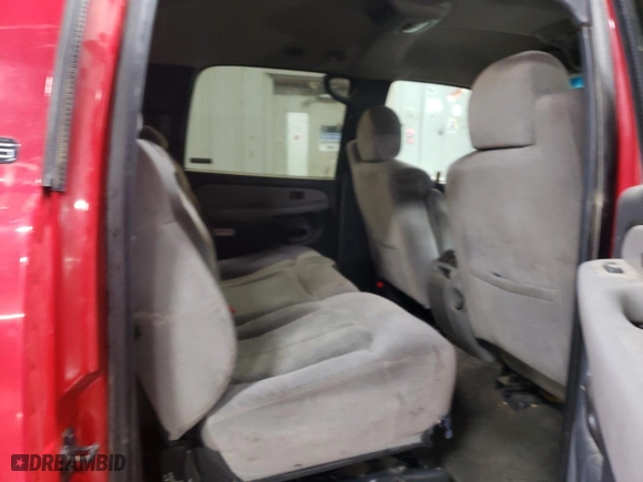 2001 Chevrolet Suburban LT with VIN 3GNFK16T61G156978, listed as a Copart auction lot 47035825 with 338,864 mi miles and Salvage Title. Bid and sale history available at carsss.com. Image 10.