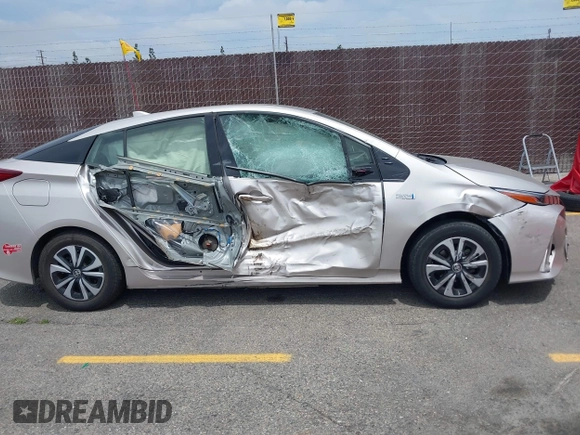 2017 Toyota Prius Plus with VIN JTDKARFP2H3062718, listed as a IAAI auction lot 42207527 with 91,707 mi miles and . Bid and sale history available at DreamBid. Image 13.