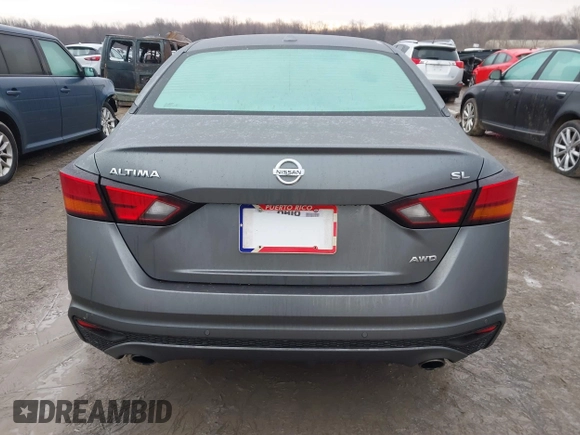 2020 Nissan Altima 2.5 SL with VIN 1N4BL4EW7LC244922, listed as a IAAI auction lot 41667084 with 46,198 mi miles. Bid and sale history available at carsss.com. Image 16.