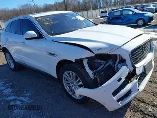 2019 Jaguar F-Pace 25t Prestige z VIN SADCK2GX4KA390916, wystawiony jako IAAI lot #41421756 z przebiegiem 72 028 mil mil oraz . Historia ofert i sprzedaży dostępna na DreamBid. Obrazek 1.