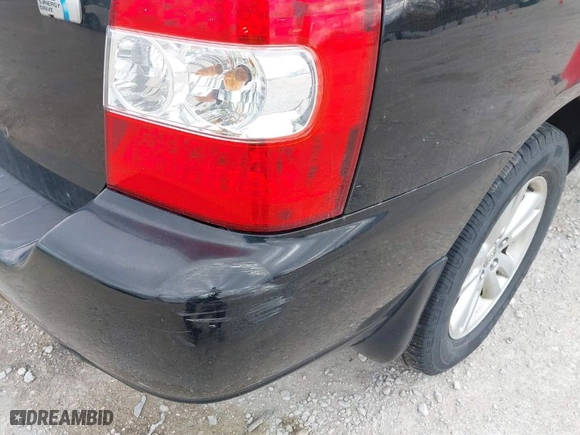 2006 Toyota Highlander Hybrid with VIN JTEEW21A260015532, listed as a IAAI auction lot 42049203 with 291,942 mi miles. Bid and sale history available at carsss.com. Image 14.