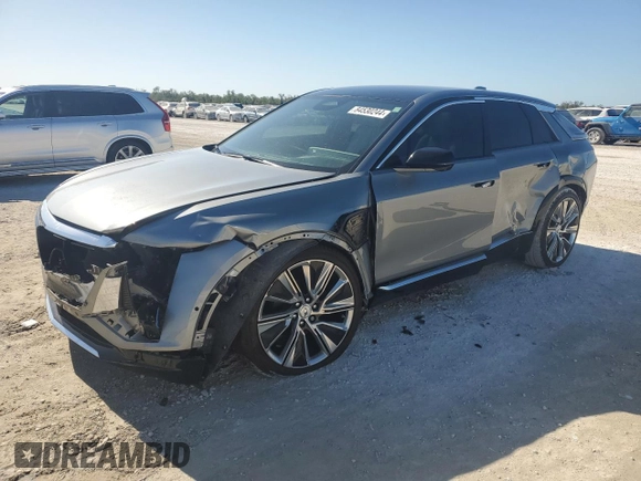 2024 Cadillac LYRIQ Luxury z VIN 1GYKPSRK1RZ104892, wystawiony jako Copart lot #84530244 z przebiegiem 11 537 mil mil oraz Szkoda całkowita • Salvage title. Historia ofert i sprzedaży dostępna na DreamBid. Obrazek 1.