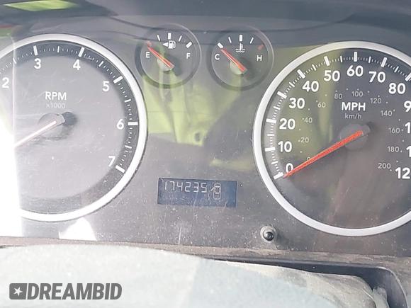 2011 Ram 1500 ST with VIN 3D7JV1EP5BG528333, listed as a IAAI auction lot 41977238 with 174,235 mi miles. Bid and sale history available at carsss.com. Image 15.