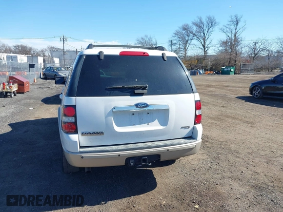 2006 Ford Explorer z VIN 1FMEU64E56UA48934, wystawiony jako IAAI lot #41807718 z przebiegiem 114 928 mil mil oraz . Historia ofert i sprzedaży dostępna na DreamBid. Obrazek 16.