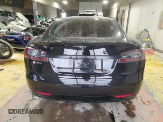 2018 Tesla Model S 75D with VIN 5YJSA1E44JF268656, listed as a Copart auction lot 88532685 with 102,459 mi miles and Non repairable. Bid and sale history available at DreamBid. Image 6.