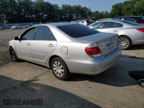 2005 Toyota Camry LE z VIN 4T1BE30K85U569235, wystawiony jako Copart lot #60223665 z przebiegiem 207 341 mil mil oraz Szkoda całkowita • Salvage title. Historia ofert i sprzedaży dostępna na DreamBid. Obrazek 2.